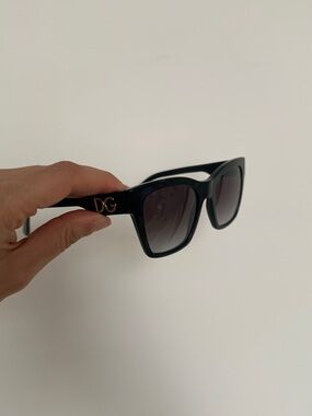 Dolce & Gabbana black sunglasses!